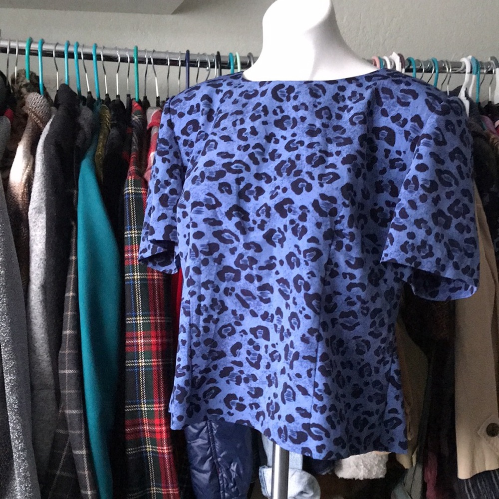 90s Blue Leopard Print Women's Top